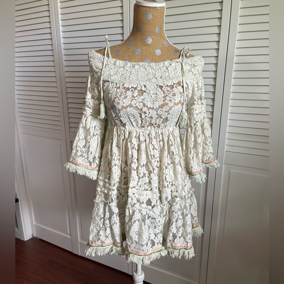 Antica Sartoria Dresses & Skirts - Amazing Antica Sartoria by Giacomo Cinque Lace Sheer Off Shoulder Dress Babydoll